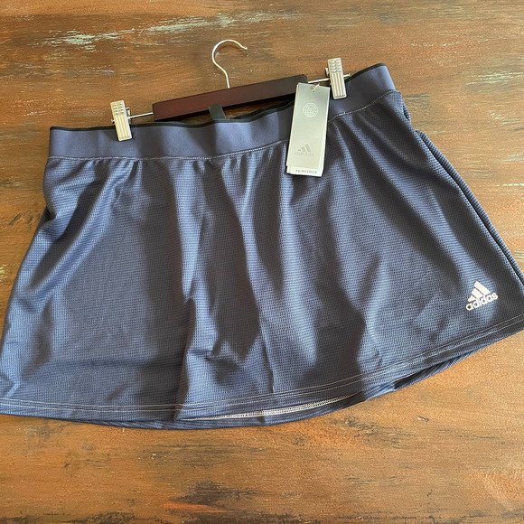 NWT Adidas Women's Club Tennis HE2975 Size XL - Picture 2 of 11